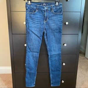 Hollister Mid Rise Skinny Jeans